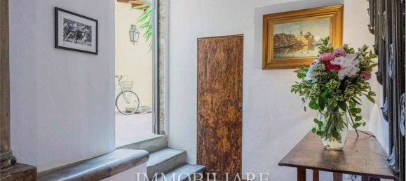 8 bedrooms Apartment in Florence, Italy No. 271497 5