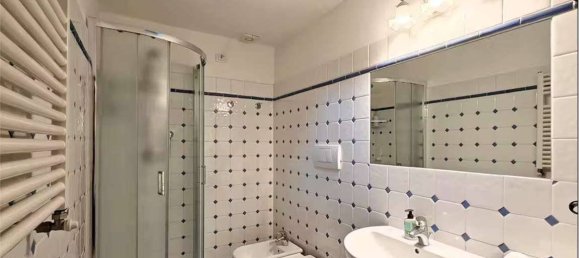 8 bedrooms Apartment in Florence, Italy No. 271497 15