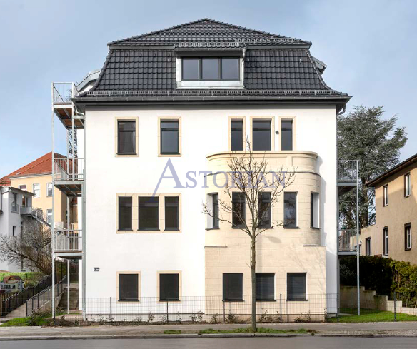 Ático de 2 habitaciónes en Lichterfelde, Germany No. 43503