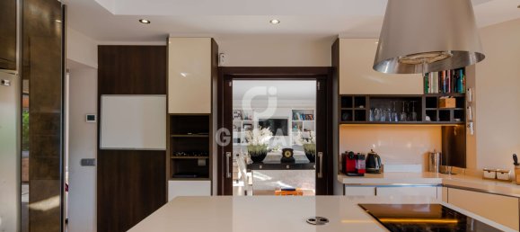 5 Schlafzimmer Villa in Marbella, Spain, Nr. 121216 10
