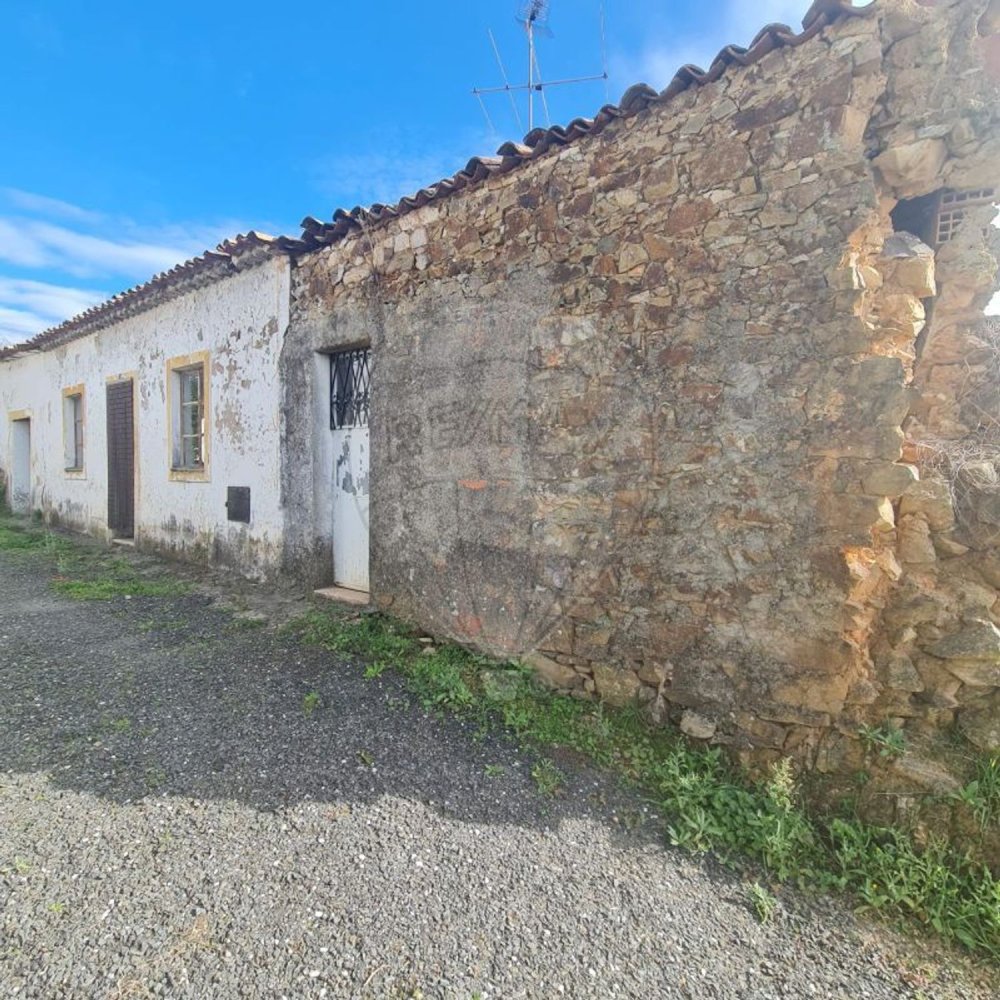 6 bedrooms House in Envendos, Portugal No. 187056