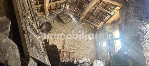 4 bedrooms House in Gremiasco, Italy No. 334013 40