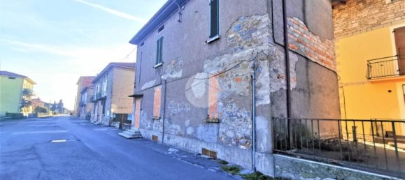 Здание 260м² в Понтольо, Италия № 125815 5