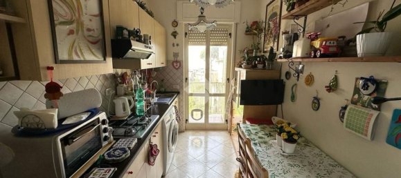 2 rooms Apartment in Naples, Italy No. 54662 10