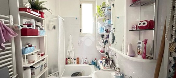 2 rooms Apartment in Naples, Italy No. 54662 11