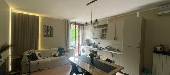 1 bedroom Apartment in Mantua, Italy No. 329574 3