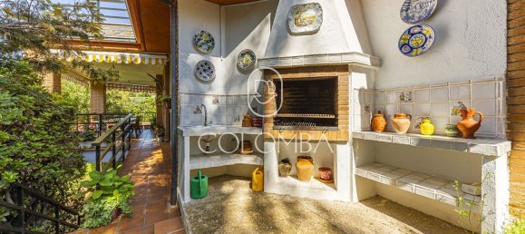 6 غرف نوم منزل في Madrid, Spain رقم 85488 8