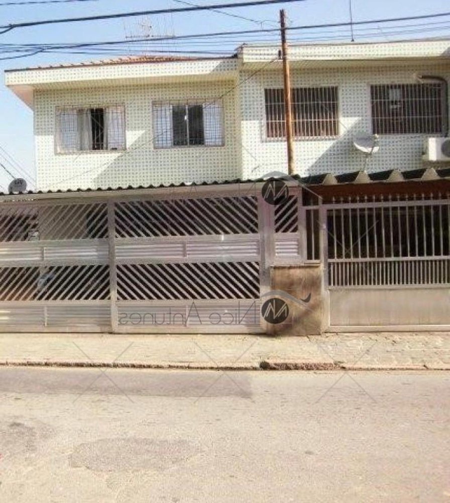 Дом с 3 спальнями в Сан-Паулу, Бразилия № 591688