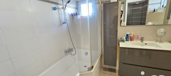 4 bedrooms House in La Roche-sur-Yon, France No. 98899 23