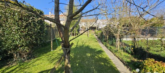 4 bedrooms House in La Roche-sur-Yon, France No. 98899 31