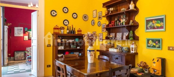 3 Schlafzimmer Wohnung in Palermo, Italy, Nr. 271062 8