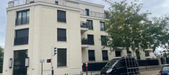 2 bedrooms Apartment in Vanves, France No. 327054 16