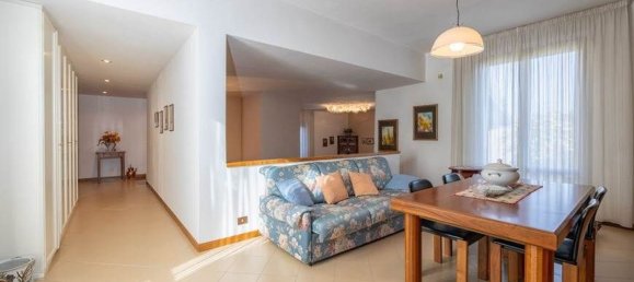 8-Zimmer Villa in Foiano della Chiana, Italy, Nr. 225233 16