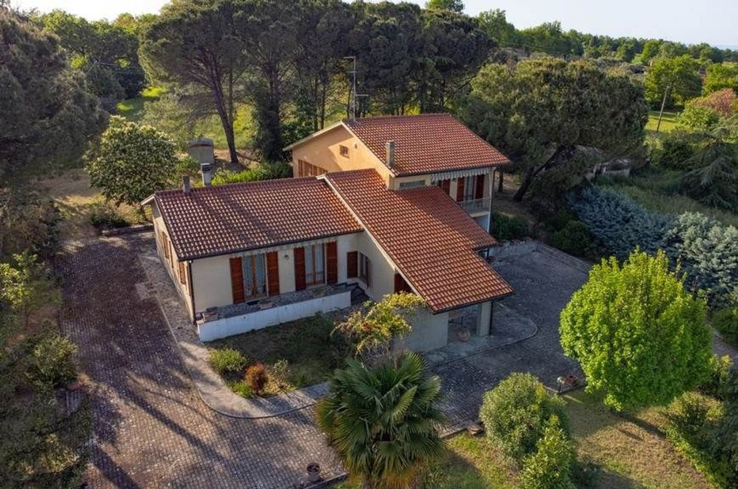8-Zimmer Villa in Foiano della Chiana, Italy, Nr. 225233
