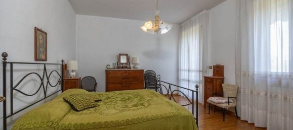 8-Zimmer Villa in Foiano della Chiana, Italy, Nr. 225233 23