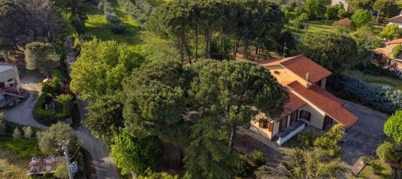 8-Zimmer Villa in Foiano della Chiana, Italy, Nr. 225233 2