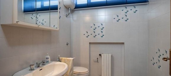 8-Zimmer Villa in Foiano della Chiana, Italy, Nr. 225233 25