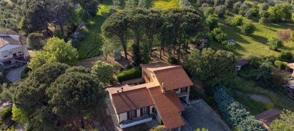 8-Zimmer Villa in Foiano della Chiana, Italy, Nr. 225233 4