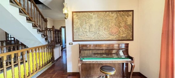 10 rooms Villa in Guanzate, Italy No. 303436 17