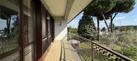 10 rooms Villa in Guanzate, Italy No. 303436 20