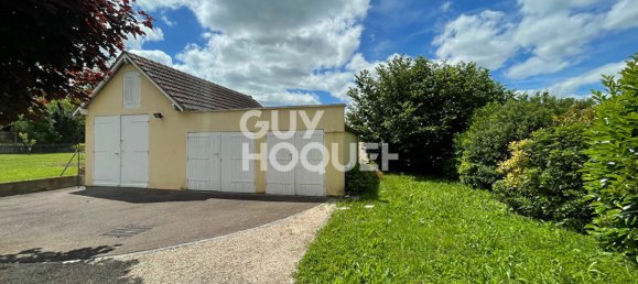 Casa de 3 dormitorios en Bourges, France No. 58960 5