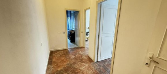 Apartamento de 5 habitaciónes en Massa, Italy No. 161946 4