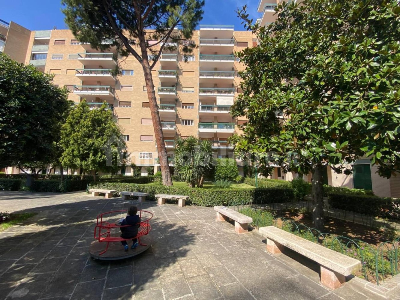 3 bedrooms Apartment in Bari, Italy No. 371115