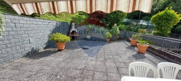 4 bedrooms House in Endine Gaiano, Italy No. 357961 7