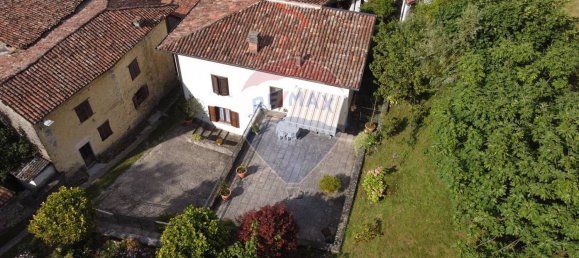 4 bedrooms House in Endine Gaiano, Italy No. 357961 3