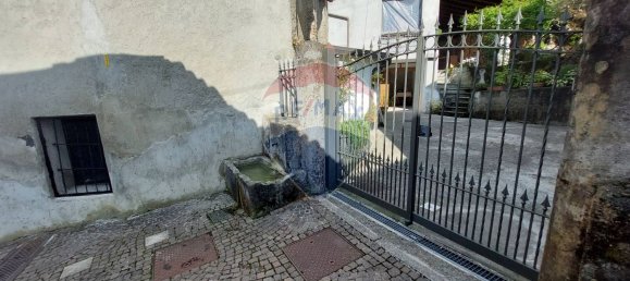 4 bedrooms House in Endine Gaiano, Italy No. 357961 16