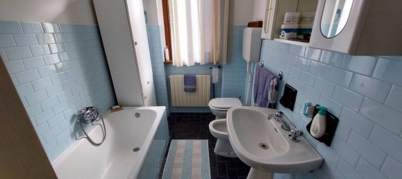 4 bedrooms House in Endine Gaiano, Italy No. 357961 41