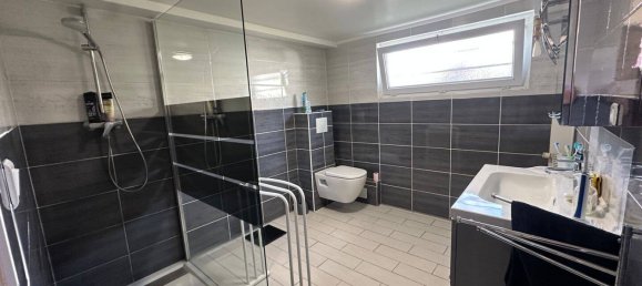 3 bedrooms House in Seine-et-Marne, France No. 334532 10