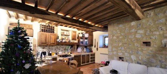 3 bedrooms House in Casole d'Elsa, Italy No. 252549 2