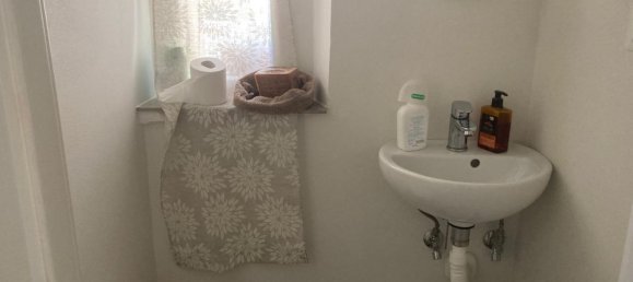 5 rooms Apartment in Livorno, Italy No. 45121 5