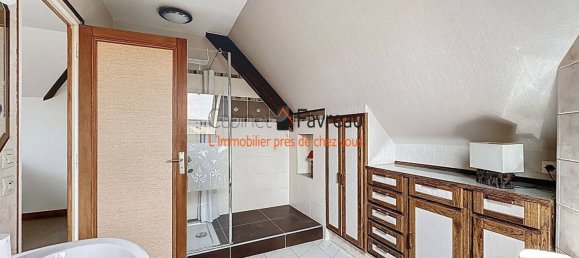 3 bedrooms House in Vitry-sur-Seine, France No. 178367 9