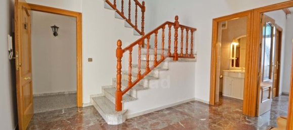 4 bedrooms Townhouse in Sax, Spain No. 262517 9