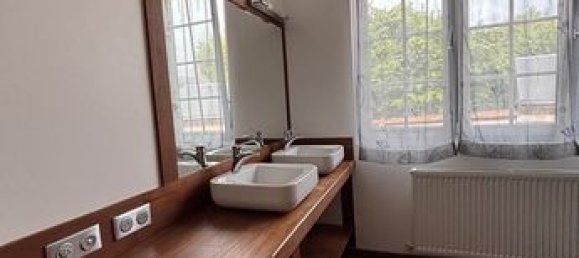 3 bedrooms House in Seine-Maritime, France No. 311904 11