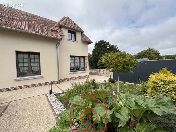3 bedrooms House in Seine-Maritime, France No. 311904