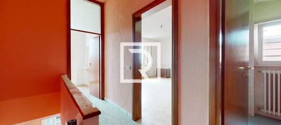 244m² Building in Ravenna, Italy No. 324069 28