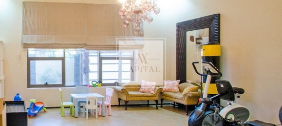 7 chambres Villa à Al Barsha, UAE No. 51320 11