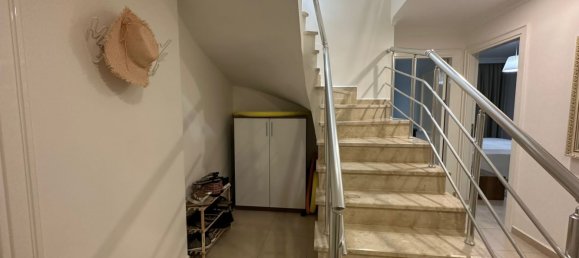 Penthouse 5+1 in Oba, Turkey No. 11059 11