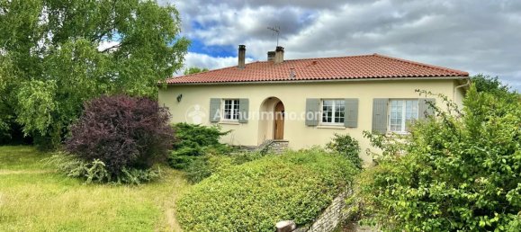 3 bedrooms House in Saint-Jean-d'Angely, France No. 282356 16