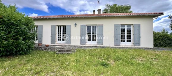3 bedrooms House in Saint-Jean-d'Angely, France No. 282356 14