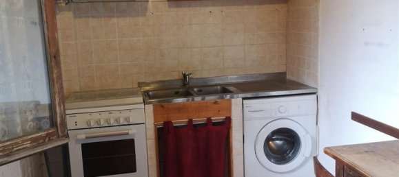 Квартира с 2 комнатами в Террануова Браччолини, Италия № 229898 10