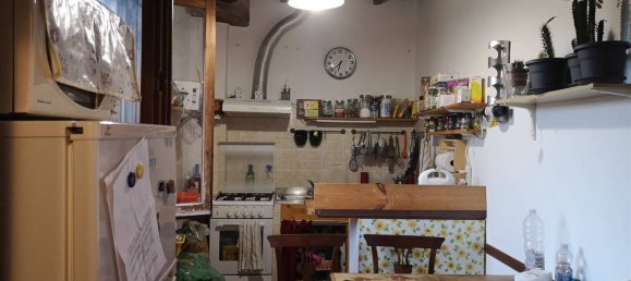 Квартира с 2 комнатами в Террануова Браччолини, Италия № 229898 26