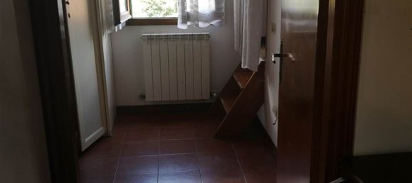 Квартира с 2 комнатами в Террануова Браччолини, Италия № 229898 14