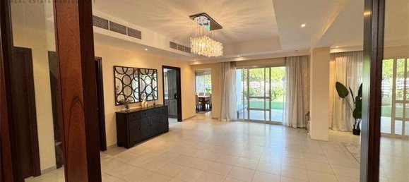 4 Schlafzimmer Villa in Mina Al Arab, UAE, Nr. 18700 8