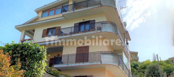 Apartamento de 3 dormitorios en Catanzaro, Italy No. 43593 5