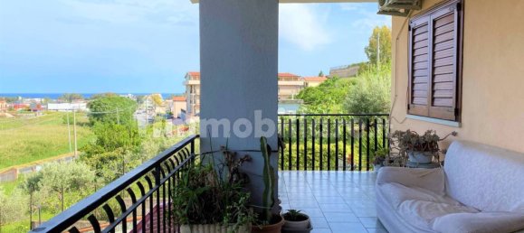 Apartamento de 3 dormitorios en Catanzaro, Italy No. 43593 7