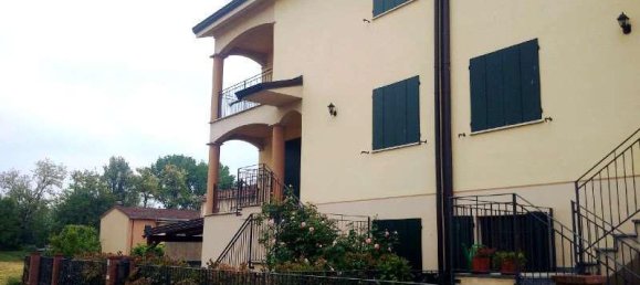4 rooms Villa in Cortemaggiore, Italy No. 165585 4
